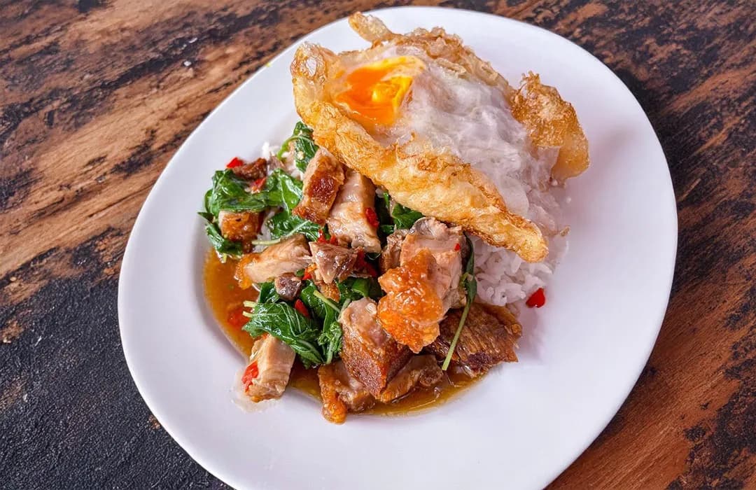 ตรอกหมูกรอบ (ป้าติ๋ว)
